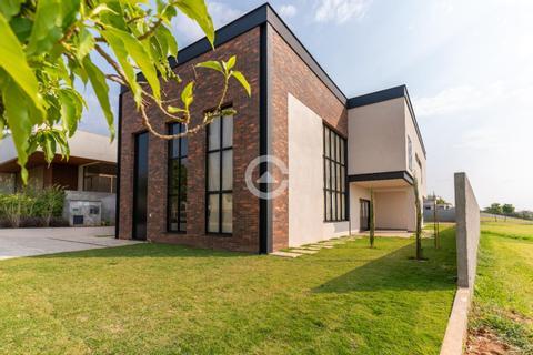 Casa à venda em Campinas, Loteamento Residencial Pedra Alta (Sousas), com 3 suítes, com 590 m²